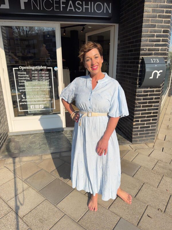 NF Broderie Jurk Licht Blauw