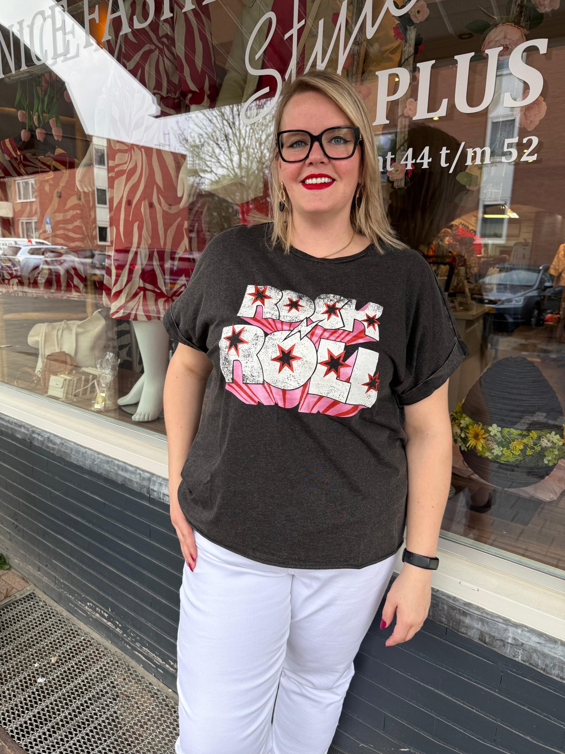 Only Carmakoma T-Shirt Rock grijs